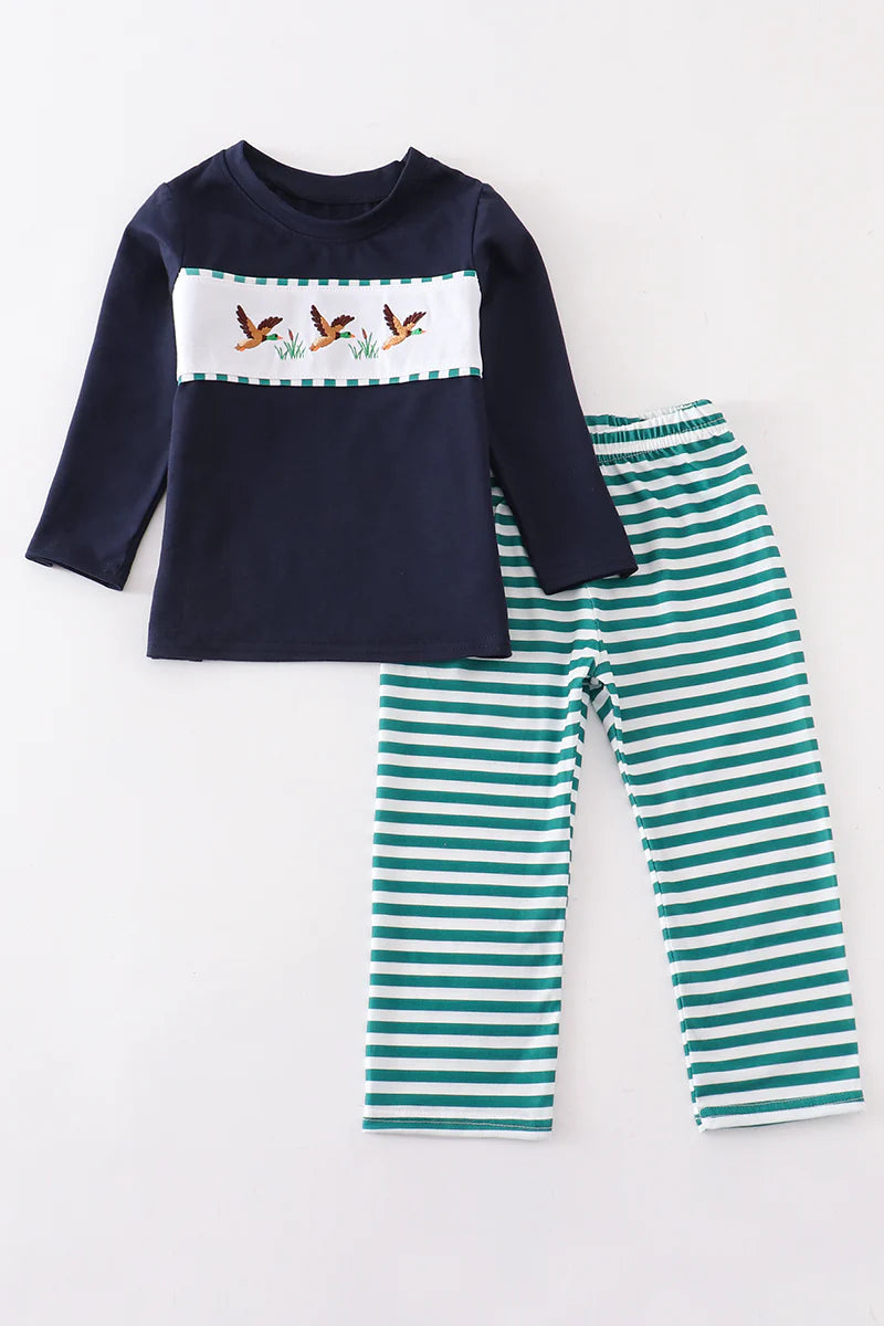 Boy Green stripe duck embroidery stripe set